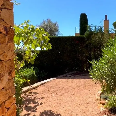 Casa Montecal 3 פארק נופש בגור